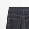 Ausgestellte Jeans mit hoher Taille Ausgestellte Jeans mit hoher Taille