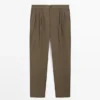 Baumwoll-Hose mit doppelten Abnähern Baumwoll-Hose mit doppelten Abnähern