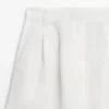 Bermudashorts aus 100 % Leinen mit kurzen Falten Bermudashorts aus 100 % Leinen mit kurzen Falten