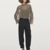 Bestickte, halbtransparente Bluse Bestickte, halbtransparente Bluse