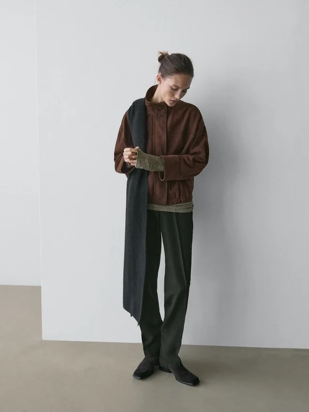 Bomberjacke aus Wildleder Bomberjacke aus Wildleder