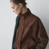 Bomberjacke aus Wildleder Bomberjacke aus Wildleder