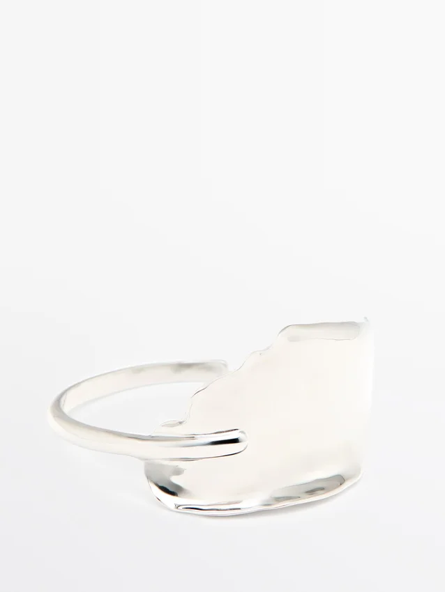 Breites, strukturiertes Armband Breites, strukturiertes Armband