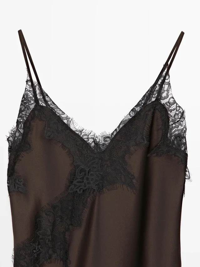 Camisole-Kleid mit Spitzendetails Camisole-Kleid mit Spitzendetails