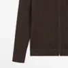 Cardigan aus Baumwolle mit Zopfmuster und Reißverschluss Cardigan aus Baumwolle mit Zopfmuster und Reißverschluss