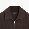 Cardigan aus Baumwolle mit Zopfmuster und Reißverschluss Cardigan aus Baumwolle mit Zopfmuster und Reißverschluss