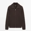 Cardigan aus Baumwolle mit Zopfmuster und Reißverschluss Cardigan aus Baumwolle mit Zopfmuster und Reißverschluss