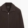 Cardigan aus Baumwolle mit Zopfmuster und Reißverschluss Cardigan aus Baumwolle mit Zopfmuster und Reißverschluss