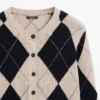 Cardigan aus Baumwollmischung mit Argyle-Muster Cardigan aus Baumwollmischung mit Argyle-Muster
