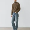 Cardigan aus Wolle mit Knopfdetails Cardigan aus Wolle mit Knopfdetails