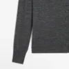 Cardigan mit Rollkragen und verdeckten Knöpfen Cardigan mit Rollkragen und verdeckten Knöpfen