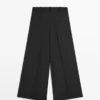 Fließende Hose mit Abnähern Fließende Hose mit Abnähern