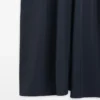 Fließendes, ausgestelltes Kleid mit Trägern Fließendes, ausgestelltes Kleid mit Trägern