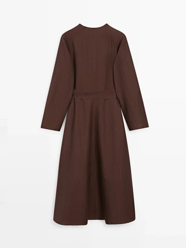 Fließendes Midikleid aus Leinenmischung mit Gürtel Fließendes Midikleid aus Leinenmischung mit Gürtel