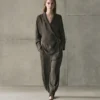 Fließendes Overshirt mit doppelter Knopfleiste Fließendes Overshirt mit doppelter Knopfleiste