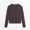 Geripptes Langarm-T-Shirt in Melange Geripptes Langarm-T-Shirt in Melange
