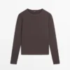 Geripptes Langarm-T-Shirt in Melange Geripptes Langarm-T-Shirt in Melange