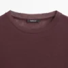 Halbtransparentes T-Shirt aus 100 % Baumwolle mit Kragen Halbtransparentes T-Shirt aus 100 % Baumwolle mit Kragen