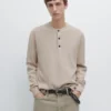 Henley-Pullover aus Baumwollstrick Henley-Pullover aus Baumwollstrick