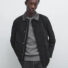 Jacke mit Taschen aus Wildleder Jacke mit Taschen aus Wildleder