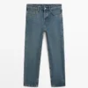 Jeans mit weitem Bein Jeans mit weitem Bein