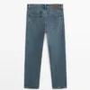 Jeans mit weitem Bein Jeans mit weitem Bein