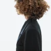 Kleider im Blazer-Stil mit Satin-Details Kleider im Blazer-Stil mit Satin-Details
