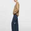 Komfortable Jeans mit geradem Bein und hoher Taille Komfortable Jeans mit geradem Bein und hoher Taille