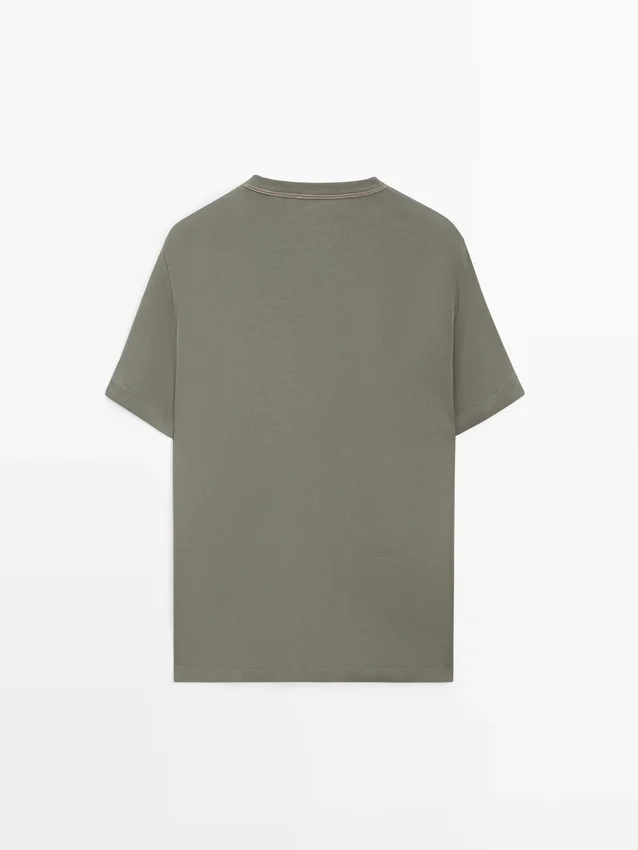 Kurzarm-T-Shirt aus 100 % Baumwolle Kurzarm-T-Shirt aus 100 % Baumwolle
