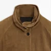 Kurze Bomberjacke aus Wildleder Kurze Bomberjacke aus Wildleder