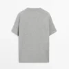 Kurzärmeliges T-Shirt aus melierter Baumwolle Kurzärmeliges T-Shirt aus melierter Baumwolle