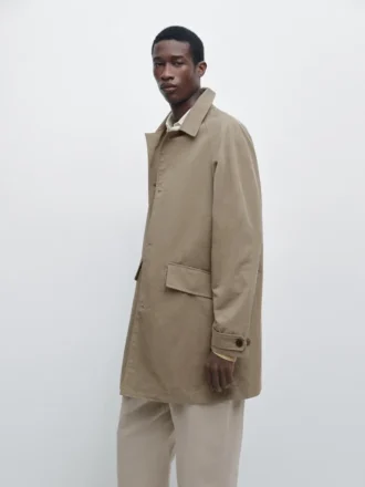 Leichter Trenchcoat aus Baumwollmischung