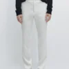 Leinenhose mit konischer Passform Leinenhose mit konischer Passform