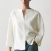 Leinenjacke mit Knopfdetails Leinenjacke mit Knopfdetails