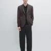 Maßgeschneiderter Woll-Blazer Maßgeschneiderter Woll-Blazer