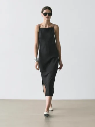 Midi-Kleid aus 100 % Leinen Midi-Kleid aus 100 % Leinen