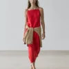 Midi-Kleid aus Leinen mit geradem Ausschnitt