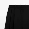 Plissierte Hose aus extrafeiner Wolle Plissierte Hose aus extrafeiner Wolle