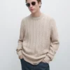 Pullover aus 100 % Baumwolle mit Zopfmuster und Rundhalsausschnitt Pullover aus 100 % Baumwolle mit Zopfmuster und Rundhalsausschnitt