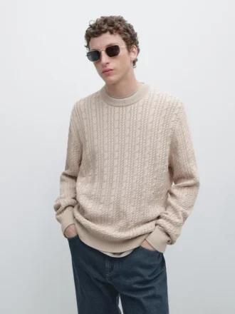 Pullover aus 100 % Baumwolle mit Zopfmuster und Rundhalsausschnitt