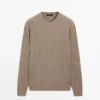 Pullover aus Baumwollmischung mit Zopfmuster Pullover aus Baumwollmischung mit Zopfmuster