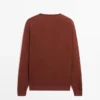 Pullover aus Leinen- und Kaschmir-Strick mit Rundhalsausschnitt Pullover aus Leinen- und Kaschmir-Strick mit Rundhalsausschnitt