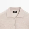 Pullover aus Wollstrick mit Poloshirt-Ausschnitt Pullover aus Wollstrick mit Poloshirt-Ausschnitt