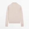Pullover aus Wollstrick mit Poloshirt-Ausschnitt Pullover aus Wollstrick mit Poloshirt-Ausschnitt