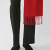 Schal mit Fransen aus 100 % Kaschmir Schal mit Fransen aus 100 % Kaschmir