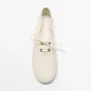Schnürschuhe aus weichem Leder Schnürschuhe aus weichem Leder
