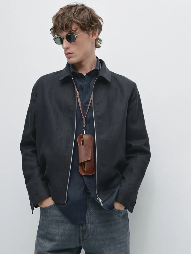 Slim-Fit-Hemd aus 100 % Leinen Slim-Fit-Hemd aus 100 % Leinen