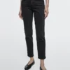 Slim-Fit-Jeans mit mittlerer Leibhöhe und verkürztem Bein Slim-Fit-Jeans mit mittlerer Leibhöhe und verkürztem Bein