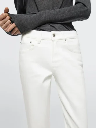 Slim-Fit-Jeans mit mittlerer Leibhöhe und verkürztem Bein Slim-Fit-Jeans mit mittlerer Leibhöhe und verkürztem Bein