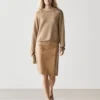 Strickpullover aus Baumwolle und Leinen mit Taschendetail Strickpullover aus Baumwolle und Leinen mit Taschendetail